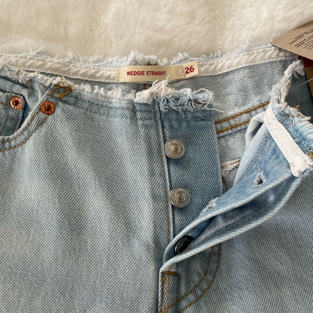 Levi’s Women’s Wedgie Straight Jeans